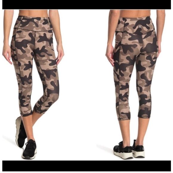 X by Gottex Capri Leggings in Cocoa Camo Size XS New - Picture 1 of 11